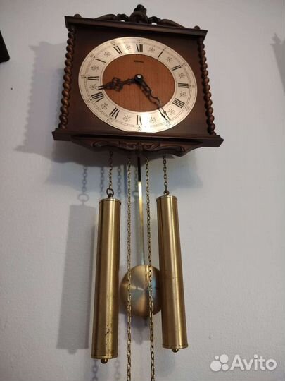 Немецкие настенные часы Hermle с боем