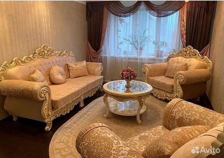 Диван с креслами