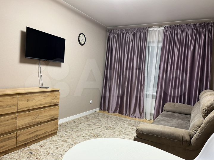 1-к. квартира, 40 м², 9/18 эт.