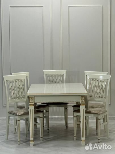 Стол и стулья от производителя. В наличии