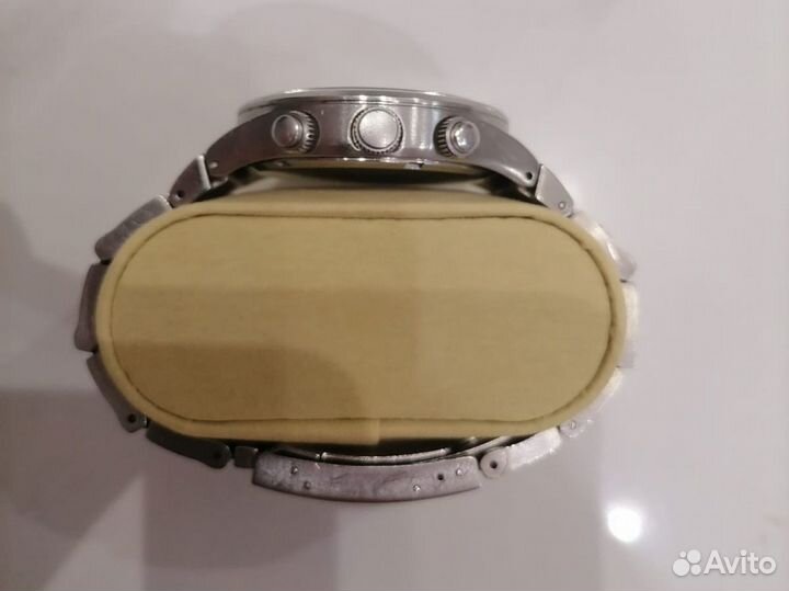 Часы Guess Aviator