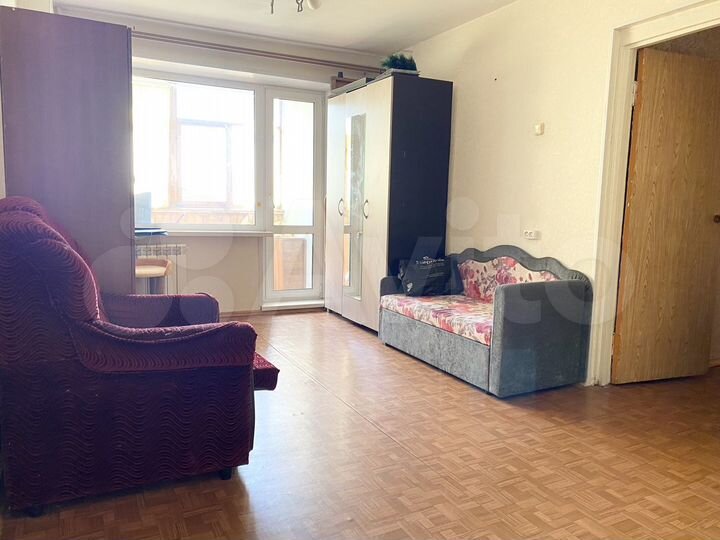 2-к. квартира, 43 м², 8/9 эт.