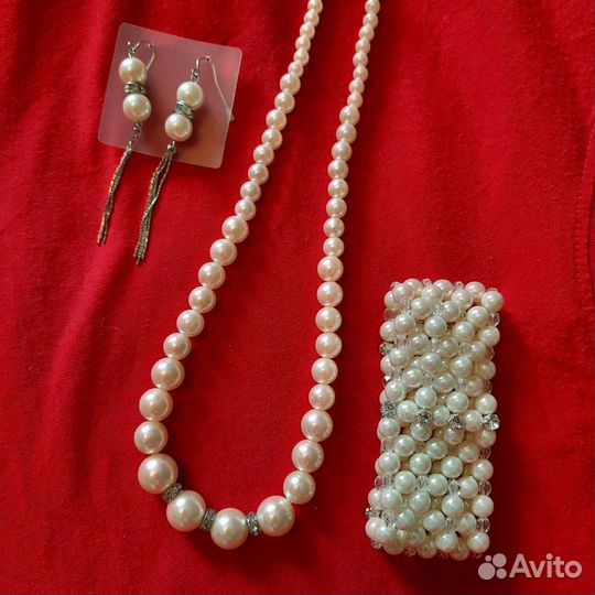 Бусы, серьги, браслет