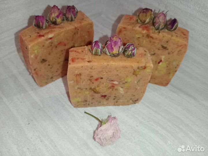 Мыло натуральное, сварено из масел