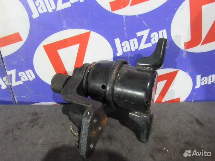 Подушка двигателя Mitsubishi Colt Z21A (2002-2012)