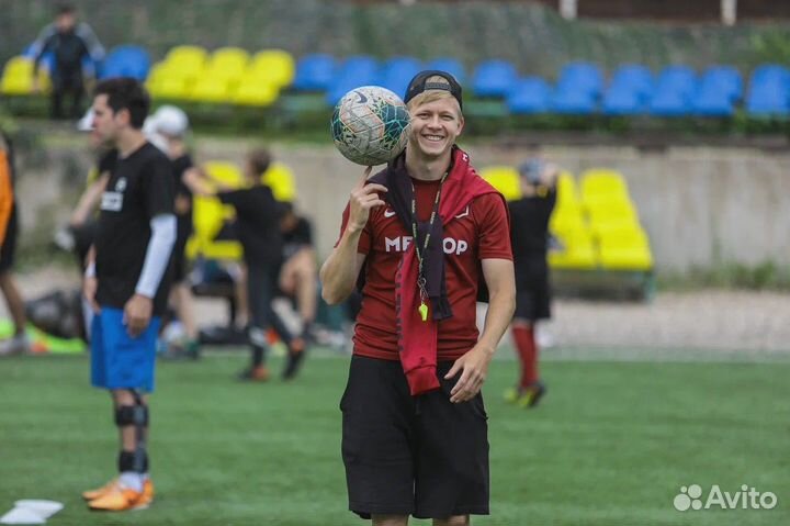 Тренировки по футболу для детей. Футбольный клуб