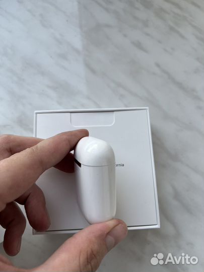 Apple air pods 2