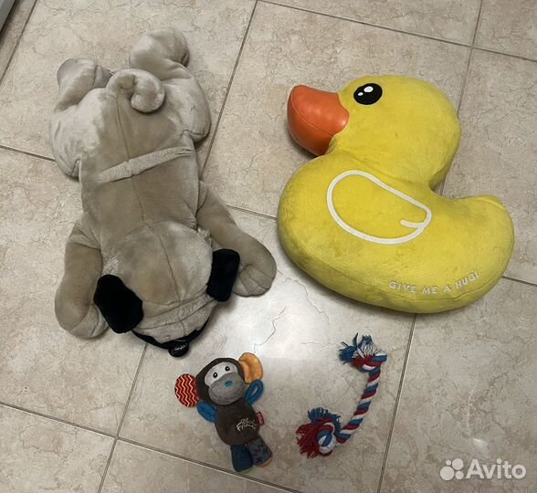 Игрушки для животных