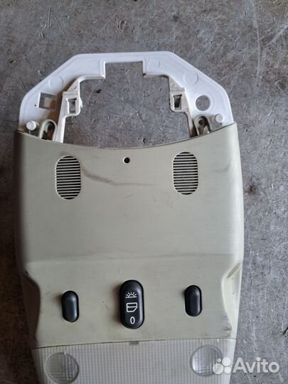 Плафон потолка Cadillac bls