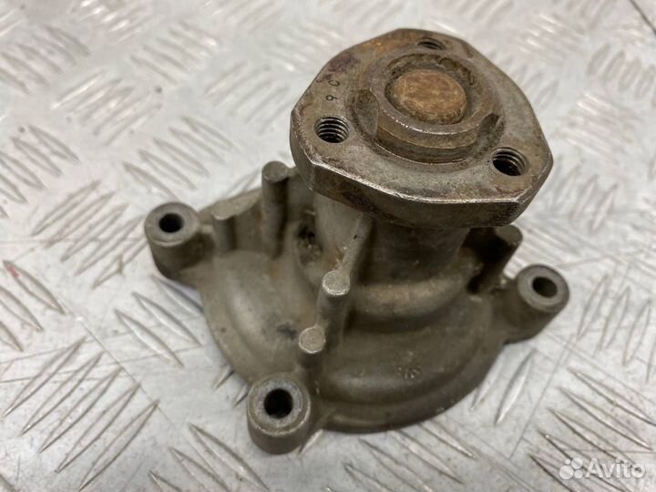 Б/У водяная помпа (охлаждения) Volkswagen Polo 602