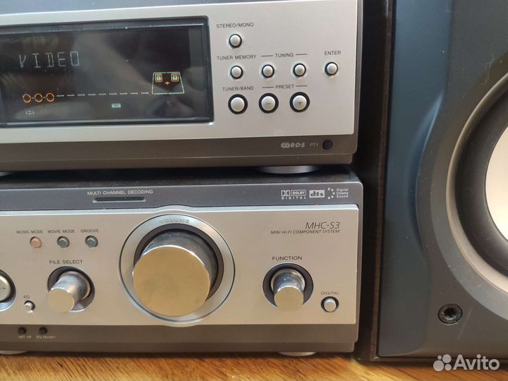 Музыкальный центр sony