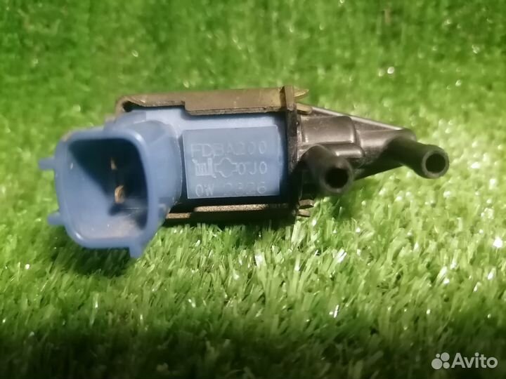 Клапан вакуумный Nissan Sunny N16