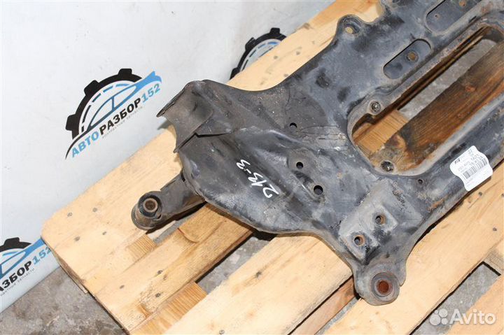 Подрамник передний Nissan X-Trail NT30 QR20DE