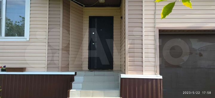 Дом 204 м² на участке 6 сот.