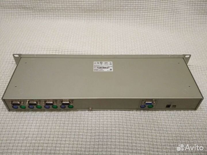 4-портовый, PS/2, VGA, квм-коммутатор CS9134