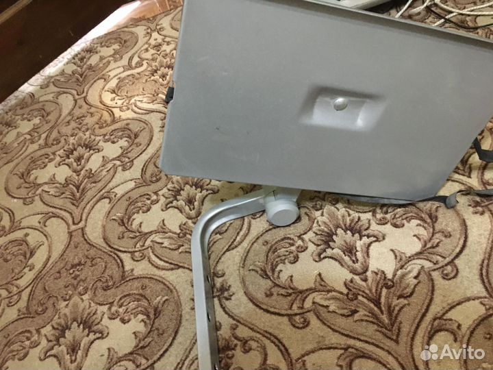 Телевизор с кронштейном для телевизора на стену бу