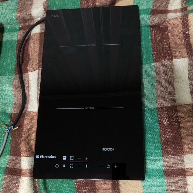 Варочная панель индукция electrolux