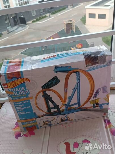 Трэк hot wheels бесконечная петля