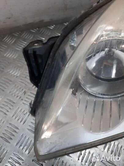 Фара передняя левая Opel Astra универсал 1.8