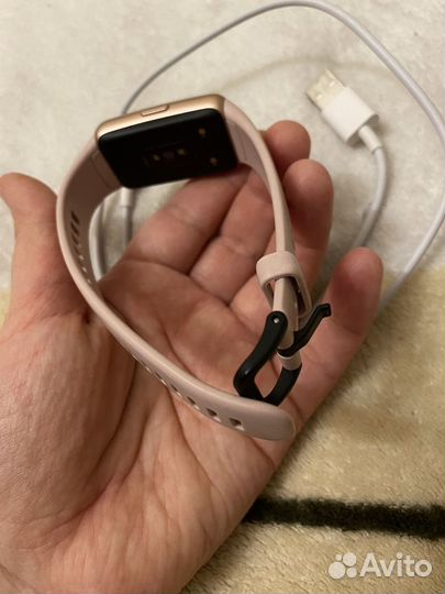 Наручные электронные часы