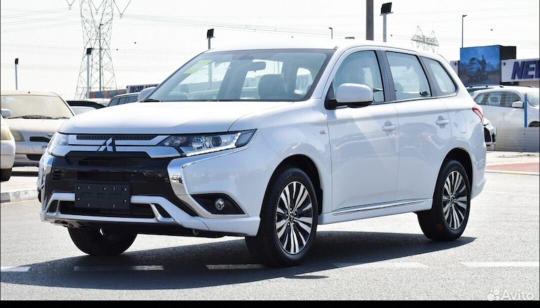 Mitsubishi Outlander 2.0 CVT, 2022, 56 км