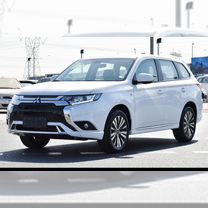 Mitsubishi Outlander 2.0 CVT, 2022, 56 км, с пробегом, цена 2 500 000 руб.