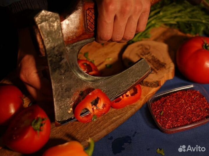 Топор кованый кулачный