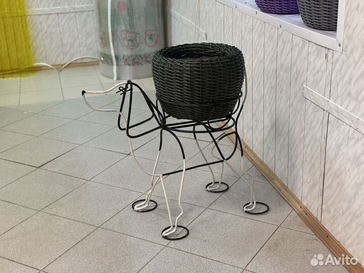 Подставка под кашпо