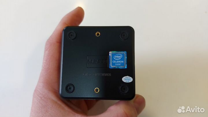 Мини компьютер Chuwi LarkBox Celeron J4115