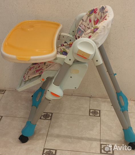 Детский стульчик для кормления chicco