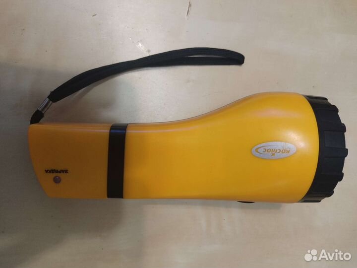 Фонарик светодиодный аккумуляторный Космос