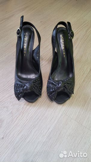 Туфли женские