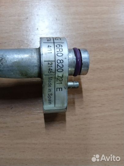 VW Polo (MK5) V Трубка кондиционера