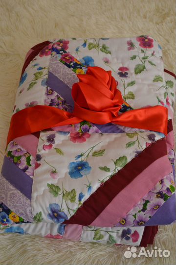 Одеяло лоскутное ручной работы 