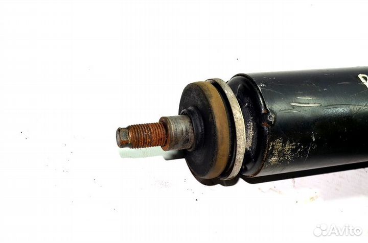 Амортизатор переднего моста, левый renault trucks