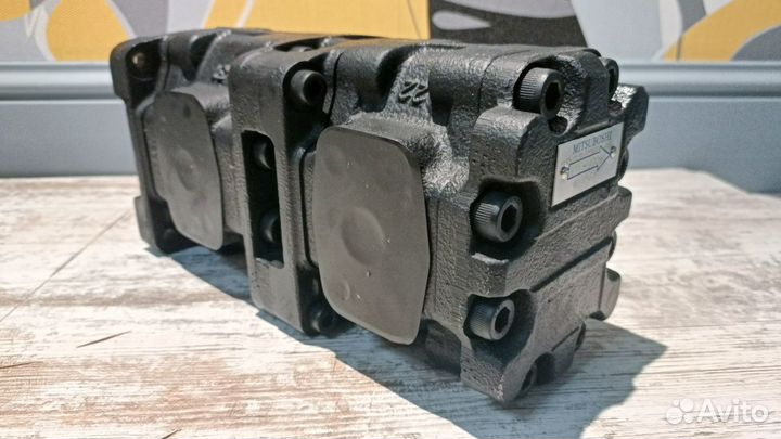 Насос гидравлический Nabco PHS2531-2516H AAL