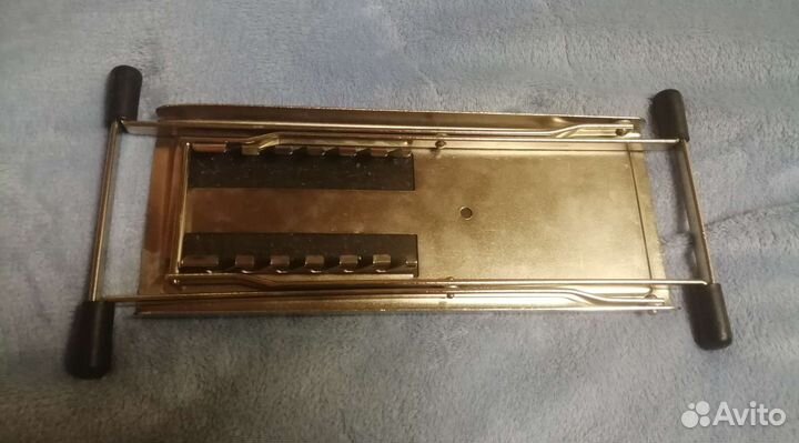 Подставка под ногу гитариста