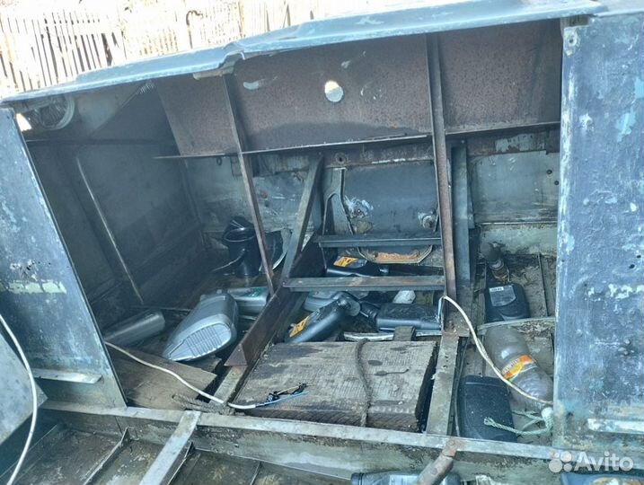 Продам катер Амур Д