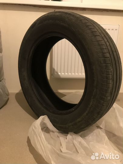 Nexen N'Fera RU5 215/60 R17 96H