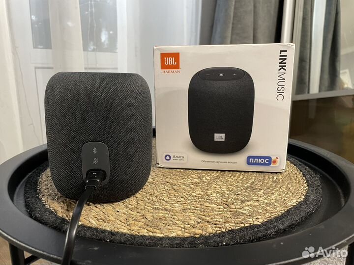 Умная колонка JBL Link Music с Алисой оригинал