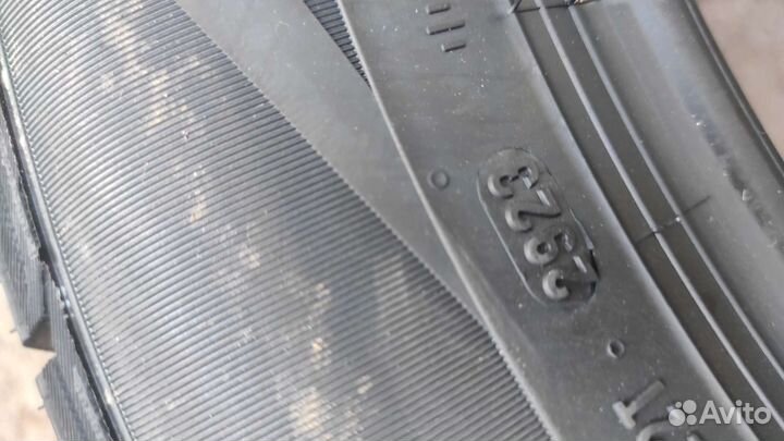 Pirelli Formula Ice FR 215/60 R17