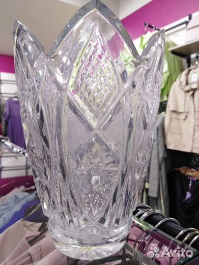Хрустальная ваза