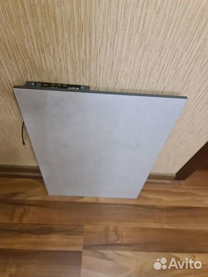 Обогреватель luxor W300R со встроенным термостатом