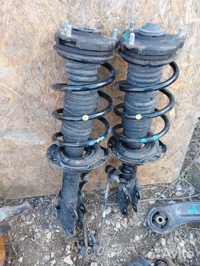 Передняя стойка Хендай Туксон 3 TL