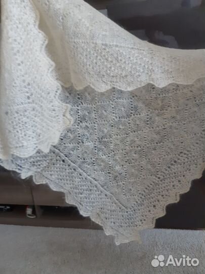 Шаль пуховая ручная работа