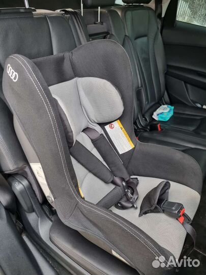 Детское автокресло audi