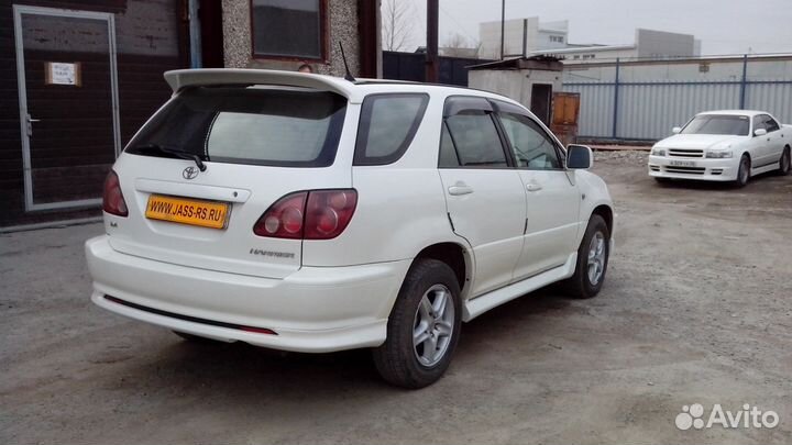 Toyota Harrier 10/15 накладки сток