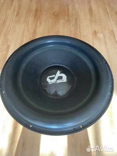 Автомобильный сабвуфер db 318d1