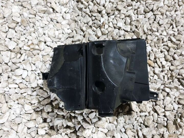 Корпус воздушного фильтра Volvo XC90