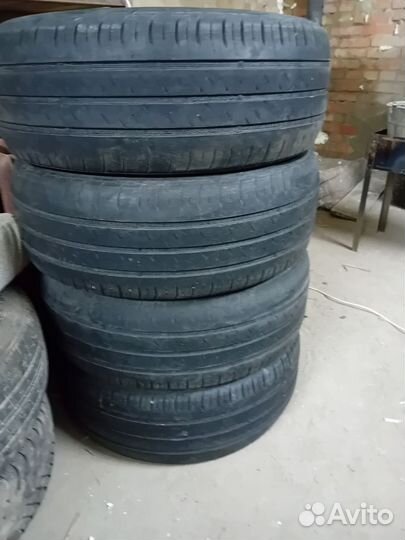 Kumho 975 205/55 R16